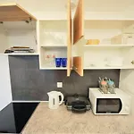 Relax And Rustic With Terrace - Classic One Bedroom With Terrace Apartment