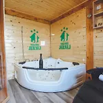 Relax And Rustic With Terrace - Classic One Bedroom With Terrace Apartment Brezice