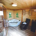 Relax And Rustic With Terrace - Classic One Bedroom With Terrace *