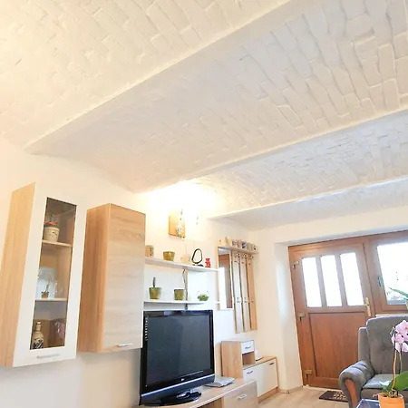 Apartma Relax And Rustic With Terrace - Classic One Bedroom With Terrace Brezice