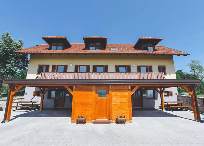 Relax And Rustic With Terrace - Classic One Bedroom With Terrace Брежице